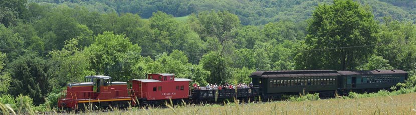 Wanamaker, Kempton and Southern Railroad